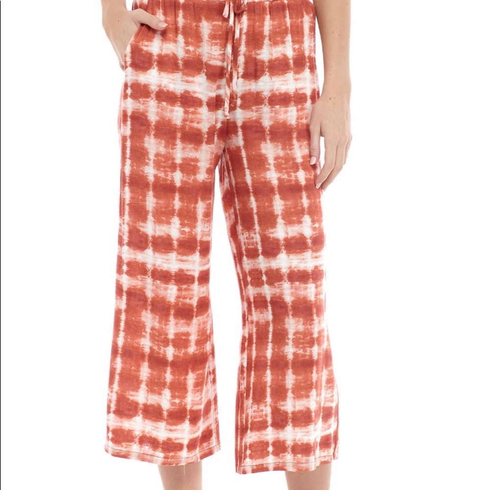 Tie dye cropped pants